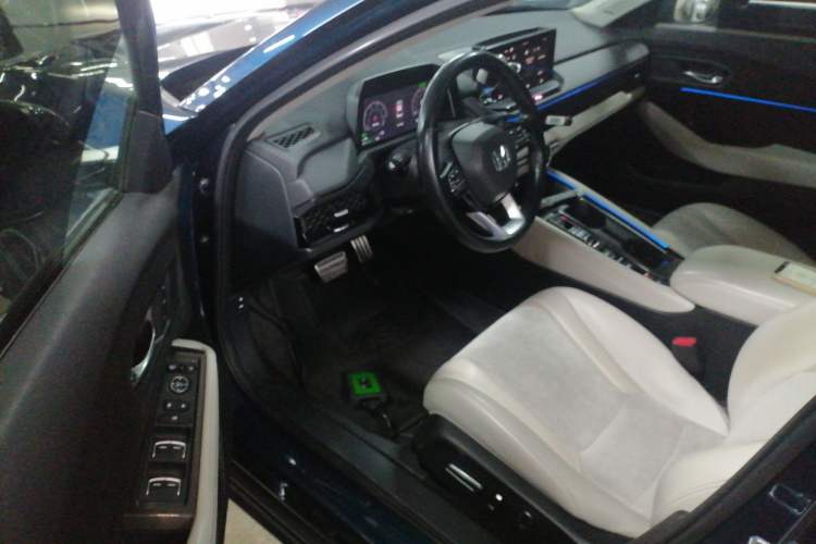 Used Honda Accord New Energy 2023 2.0L ePHEV Flagship Edition
