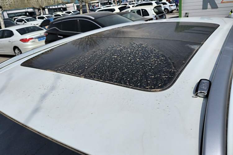 Used Geely Auto Emgrand X7 Sport 2021 Million Edition 1.8TD DCT Two-Wheel Drive Comfort Model Roof