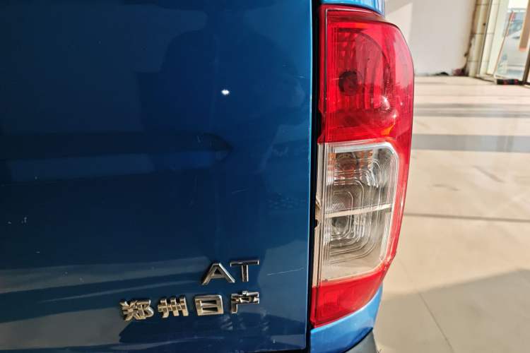 Used Dongfeng Ruichi 6 2021 2.3T Automatic 4x4 Diesel Luxury Long-Box M9T