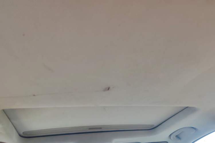 Used Buick GT 2010 XT 1.6L Manual Entry-Level Model