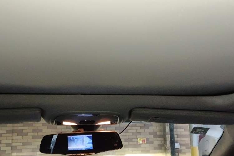 Used Jeep Cherokee 2019 2.0T Two-Wheel Drive Smart Enjoyment Version China VI