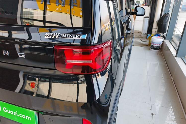 Used Wuling Hongguang MINIEV 2022 GAMEBOY 300km Enthusiast Model with Lithium Iron Phosphate