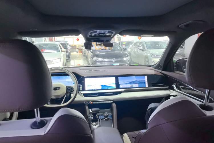 Used Geely Auto Monjaro L 2021 2.0TD DCT EVO Two-Wheel Drive Smart Luxury Version Headliner