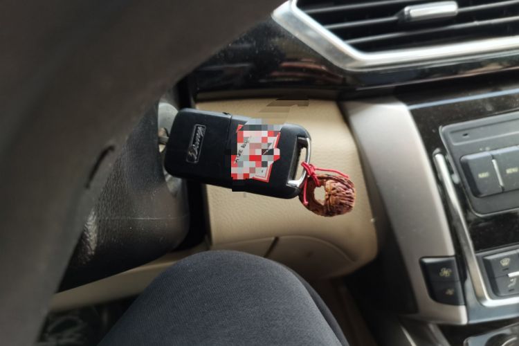 Used Zotye Domy X5 2017 Value Edition 1.6L Manual Fashion Model Vehicle Key