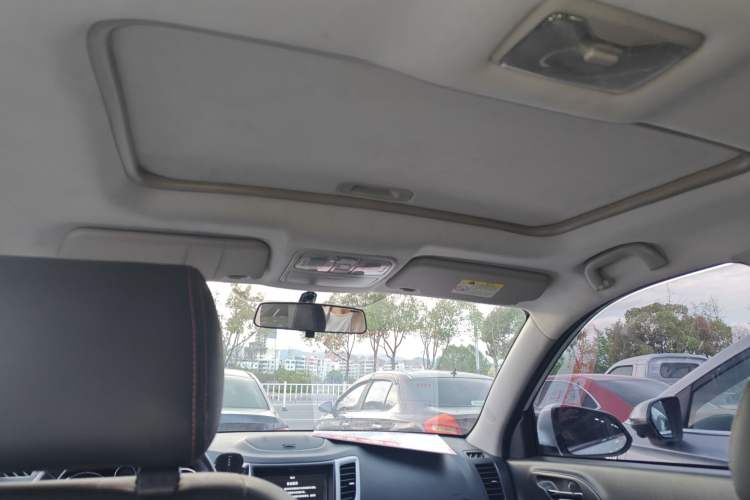 Used Changan CS35 2016 1.6L Automatic Luxury Model China V Standard
