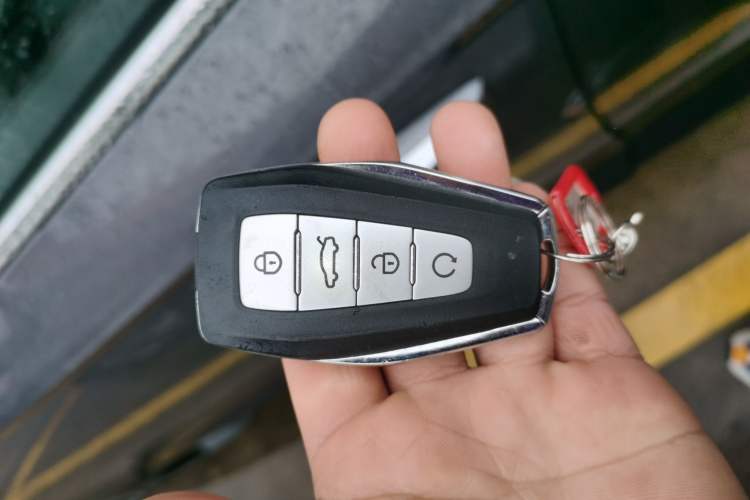 Used Geely Auto Preface 2025 Dongfang Yao 2.0TD Moonlight Edition Vehicle Key
