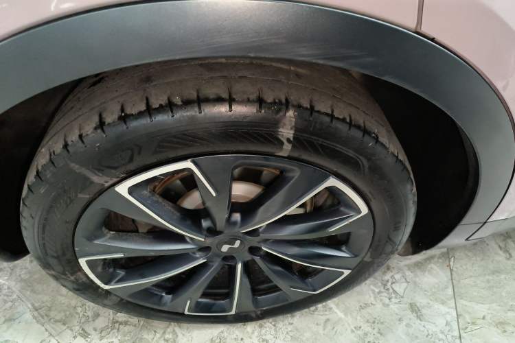 Used ONVO L60 2024 60 kWh Rear-Drive Version Right Rear Wheel Hub