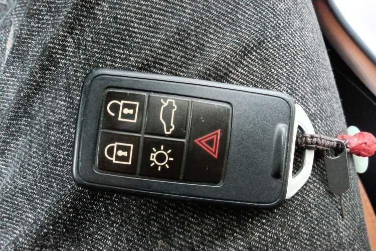 Used Volvo S60 2017 S60L T4 Smart Range Edition
