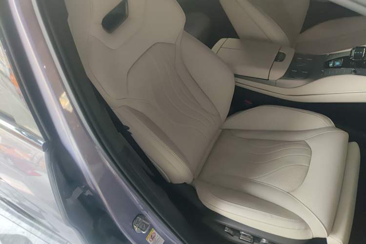 Used Denza N7 2025 702 Intelligent Driving Dual-Laser Luxury Edition
