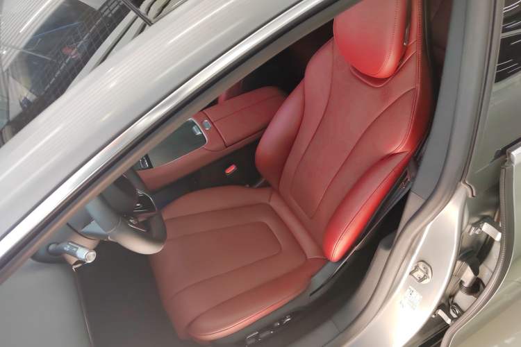 Used Hima Luxeed S7 2024 Max Rear-Drive Long-Range Intelligent Driving Version