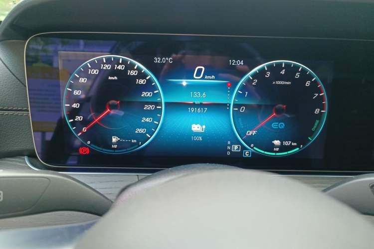 Used Mercedes-Benz E-Class New Energy 2022 Second Facelift E 350 e L Plug-in Hybrid Sports Sedan Instrument Cluster