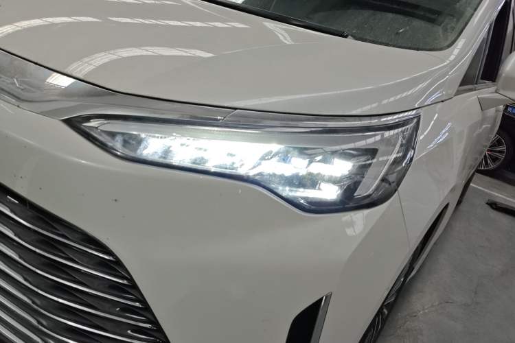 Used Buick Century 2023 2.0T Seven-Seater Deluxe Edition