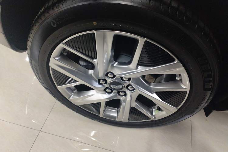 Used Cadillac OPTIQ 2024 Standard Range Version
