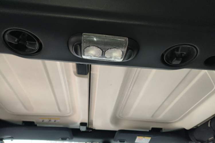 Used Jeep Wrangler 2013 3.6L Sahara Four-Door Edition
