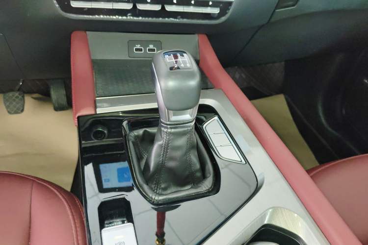 Used JETOUR X70 2024 1.5T Manual Glory Edition 5 Seats Gear Lever