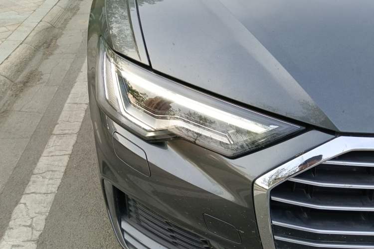 Used Audi A6L 2021 40 TFSI Luxury Dynamic Edition Right Front Headlight