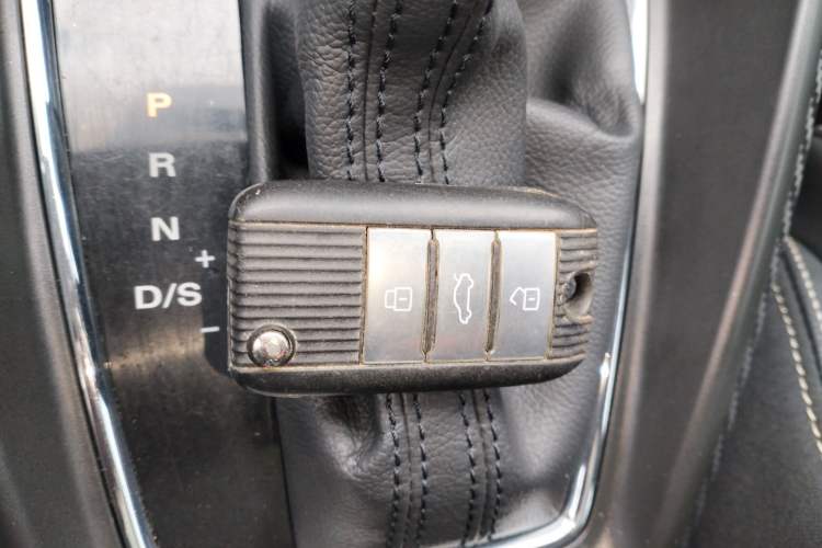 Used MG ZS 2018 1.5L Automatic Luxury Edition China V Standard Interior 1