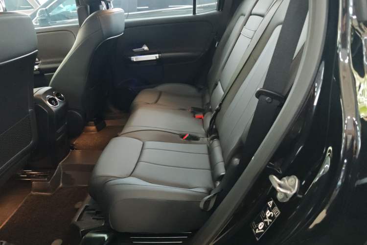 Used Mercedes-Benz GLB 2022 Refresh GLB 200 Dynamic Edition
