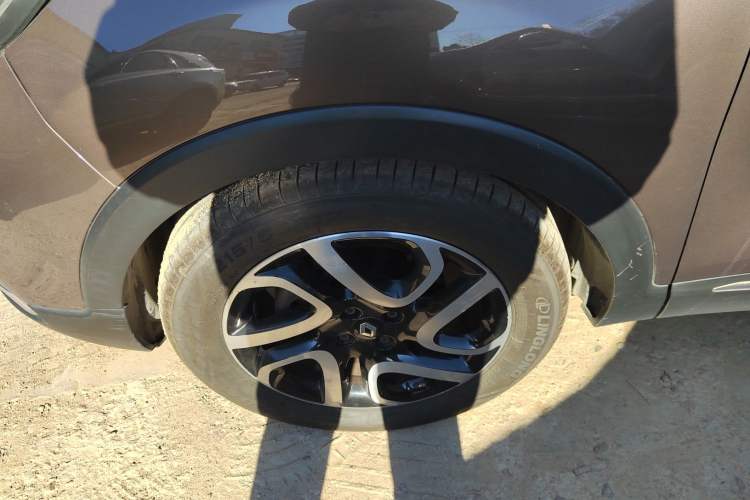 Used Renault Captur 2015 1.2T Automatic Luxury First Edition
