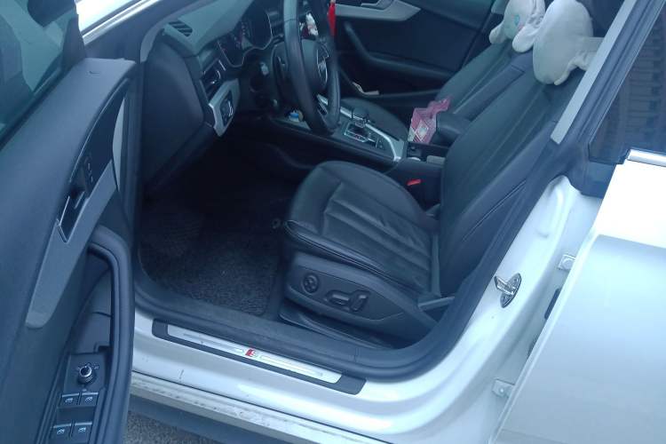 Used Audi A5 2017 Sportback 40 TFSI Fashion Model
