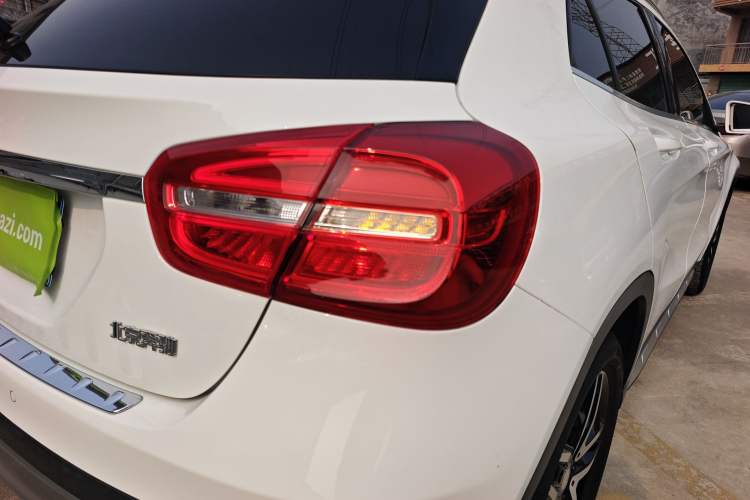 Used Mercedes-Benz GLA 2016 GLA 200 Fashion Model Right Rear Taillight