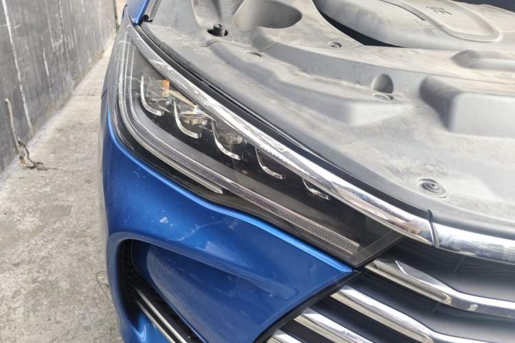 Used BYD Song MAX 2017 1.5T Automatic Smart Connect Elite 7-Seater
