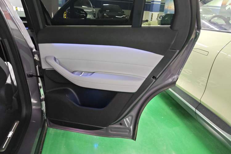 Used Nio EC6 2023 75 kWh