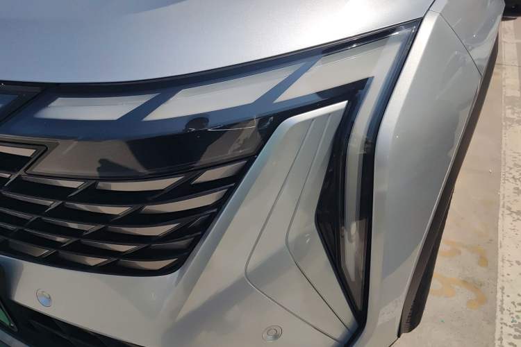 Used Geely Auto FX11 2023 2.0TD DCT Flagship Version
