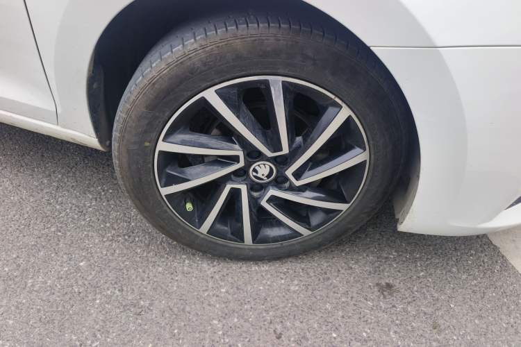 Used Skoda Rapid 2020 1.5L Manual Comfort Edition
