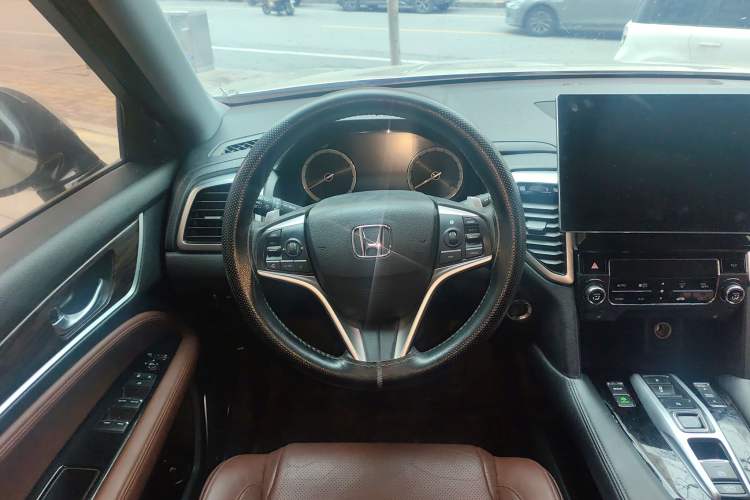 Used Honda UR-V 2017 370TURBO 2WD Prestige Edition China V