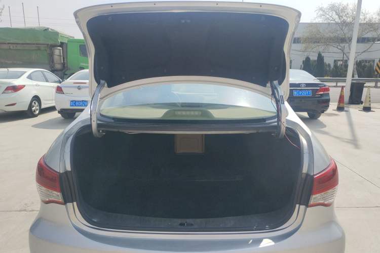 Used Nissan Sylphy 2012 Classic 1.6XE Manual Comfort Edition