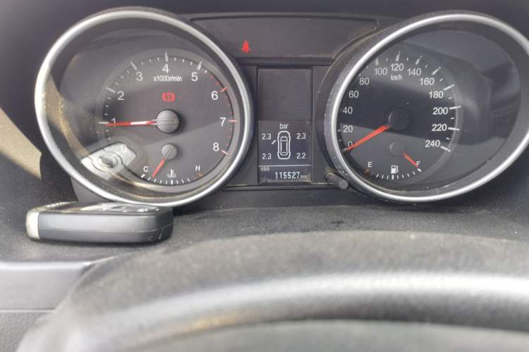 Used Haval H6 2015 Upgraded Model 1.5T Manual Two-Wheel Drive Elite Version