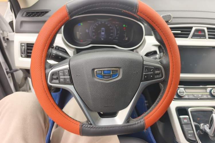 Used Geely Auto Emgrand X7 Sport 2020 1.8TD DCT Two-Wheel Drive Smart Connect 4G-Enabled Version Steering Wheel