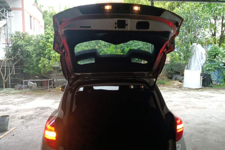 Used Geely Auto Emgrand GS 2016 Sport Edition 1.8L Automatic LingShang Model Trunk