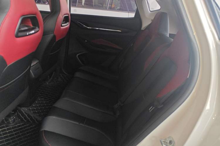 Used Oshan X5 2021 1.5T DCT Prestige Edition
