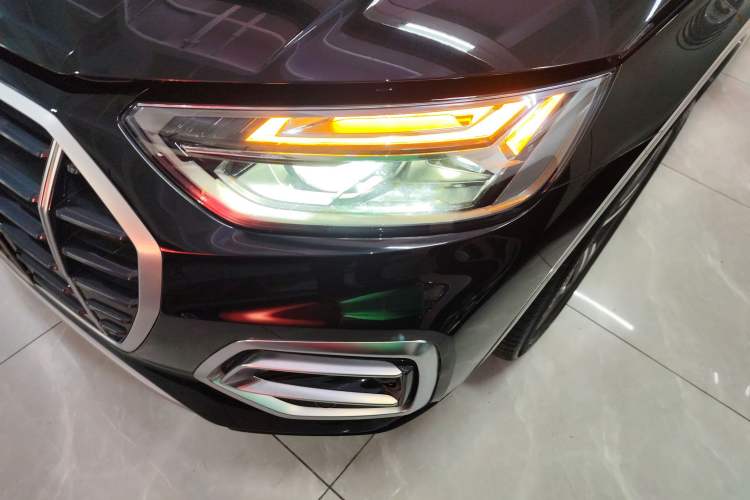 Used Audi Q5L 2022 40T Fashionable and Elegant Model
