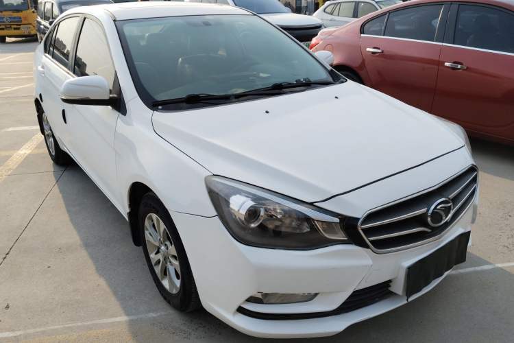 Used Soueast V5 Lingzhi 2015 Plus 1.5L Manual Smart Edition Exterior 1
