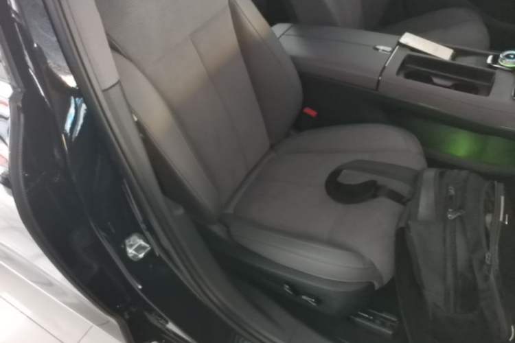 Used VOYAH PASSION 2024 PHEV Four-Wheel Drive Ultra-Long Range Flagship Model
