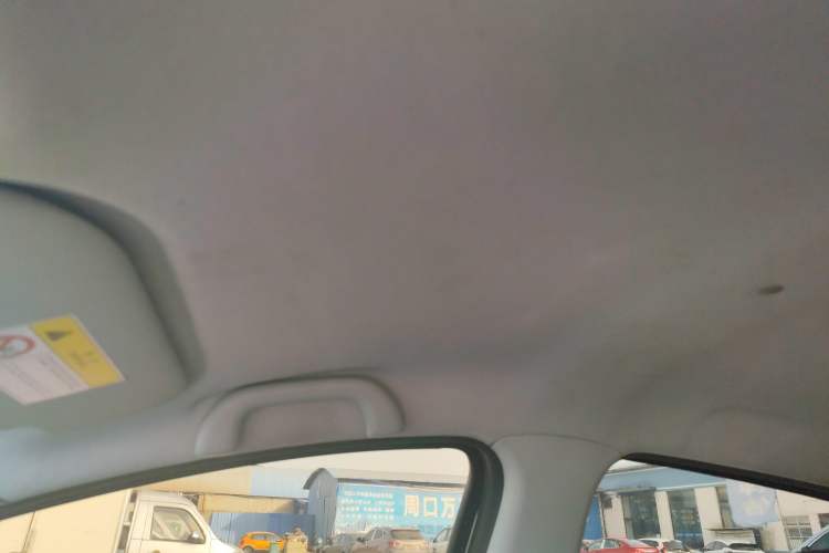 Used SOL E10X 2021 302 km Range Luxury Version 30.2 kWh
