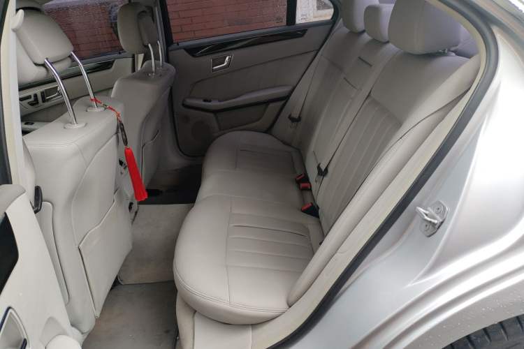 Used Mercedes-Benz E-Class 2010 E 200 CGI Elegant Model Left Rear Seat