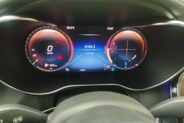 Used Mercedes-Benz GLC 2021 GLC 300 L 4MATIC Dynamic Model Odometer Close Up