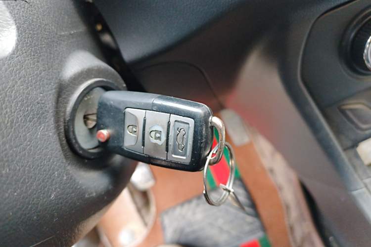 Used FAW Yingzhi 737 2017 1.5L Manual Love Edition