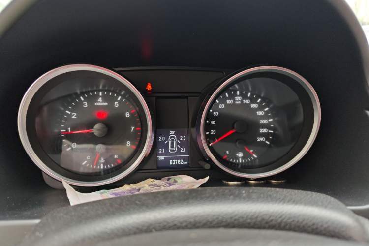 Used Haval H6 2015 Revised Version Sport Edition 1.5T Manual Transmission Two-Wheel Drive Elite Grade
