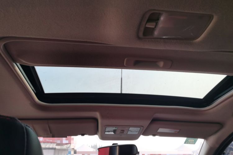 Used Nissan Livina 2013 JINRUI 1.6XV Manual Luxury Edition