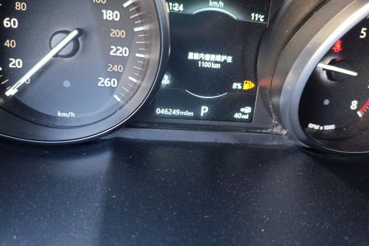 Used Land Rover Range Evoque 2018 240 PS SE Smart Brilliance Edition Odometer Close Up