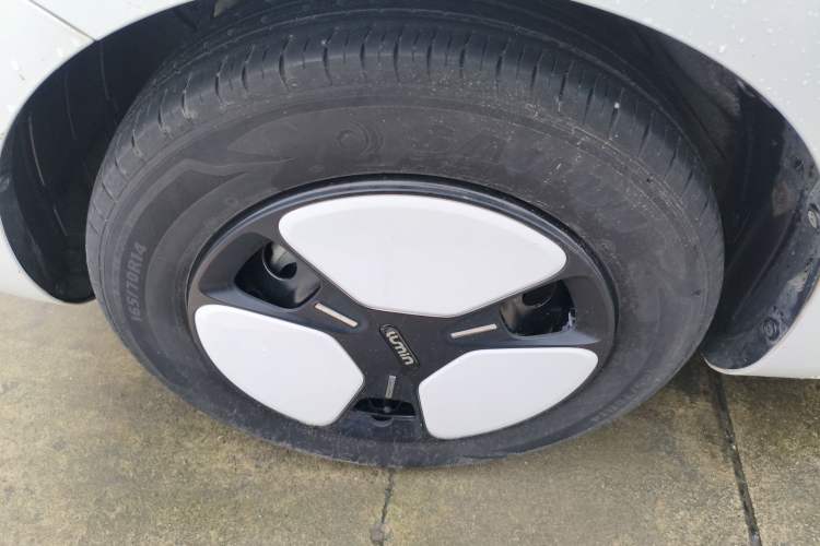 Used CHANGAN NEVO Lumin 2022 210km Sweet Edition Exterior 4