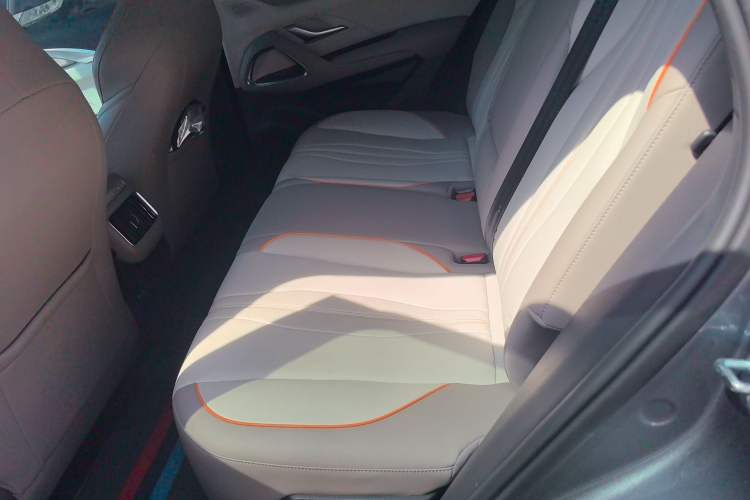 Used BYD Song Pro New Energy 2024 HONOR Edition DM-i 71KM Leading Model Left Rear Seat