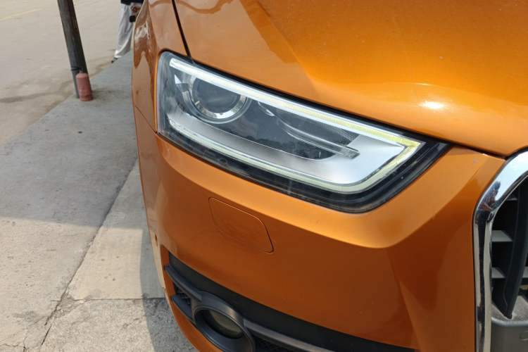 Used Audi Q3 2012 35 TFSI quattro Comfort Model Right Front Headlight