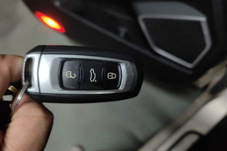 Used Geely Auto Emgrand GL 2018 1.4T DCT Elite Smart Connectivity Version
