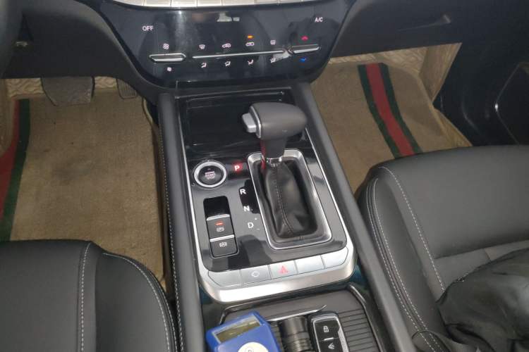 Used JETOUR X90 2019 1.5T DCT Smart Enjoyment Version 5 Seats China VI Standard Gear Lever